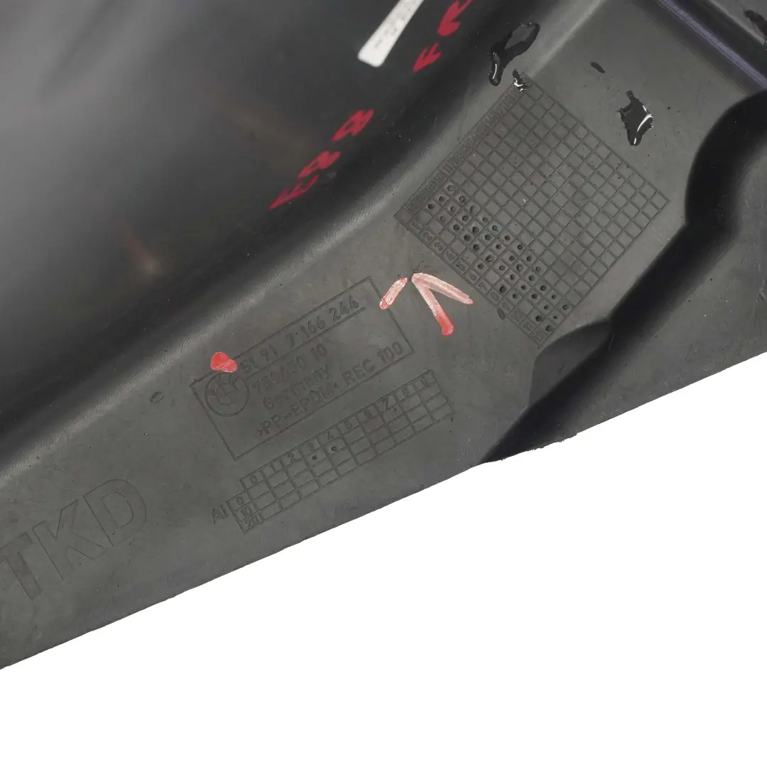 Guardabarros Delantero Derecho Guardabarros para BMW E88 Cabrio con número de pieza 7166244 BMW E88 Cabrio Guardabarros Delantero Derecho Guardabarros - SKU 7166244-1 - Número de pieza 7166244