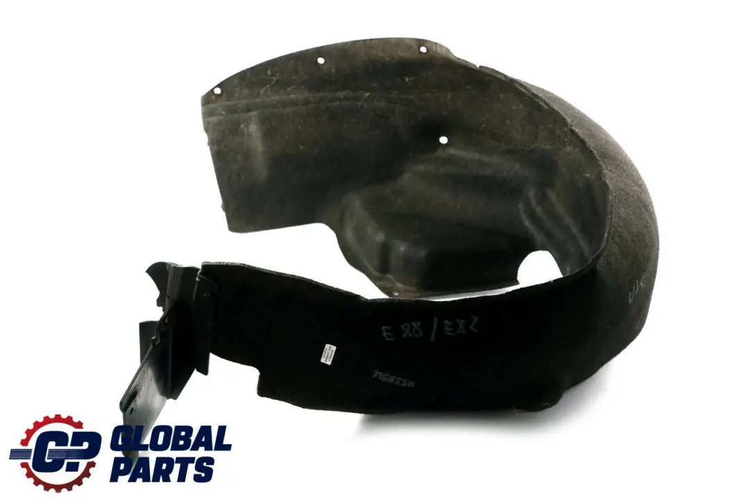 BMW E82 E88 Enjoliveur de passage de roue arriere droit Protection - SKU 7166250 - Numéro de pièce 7166250