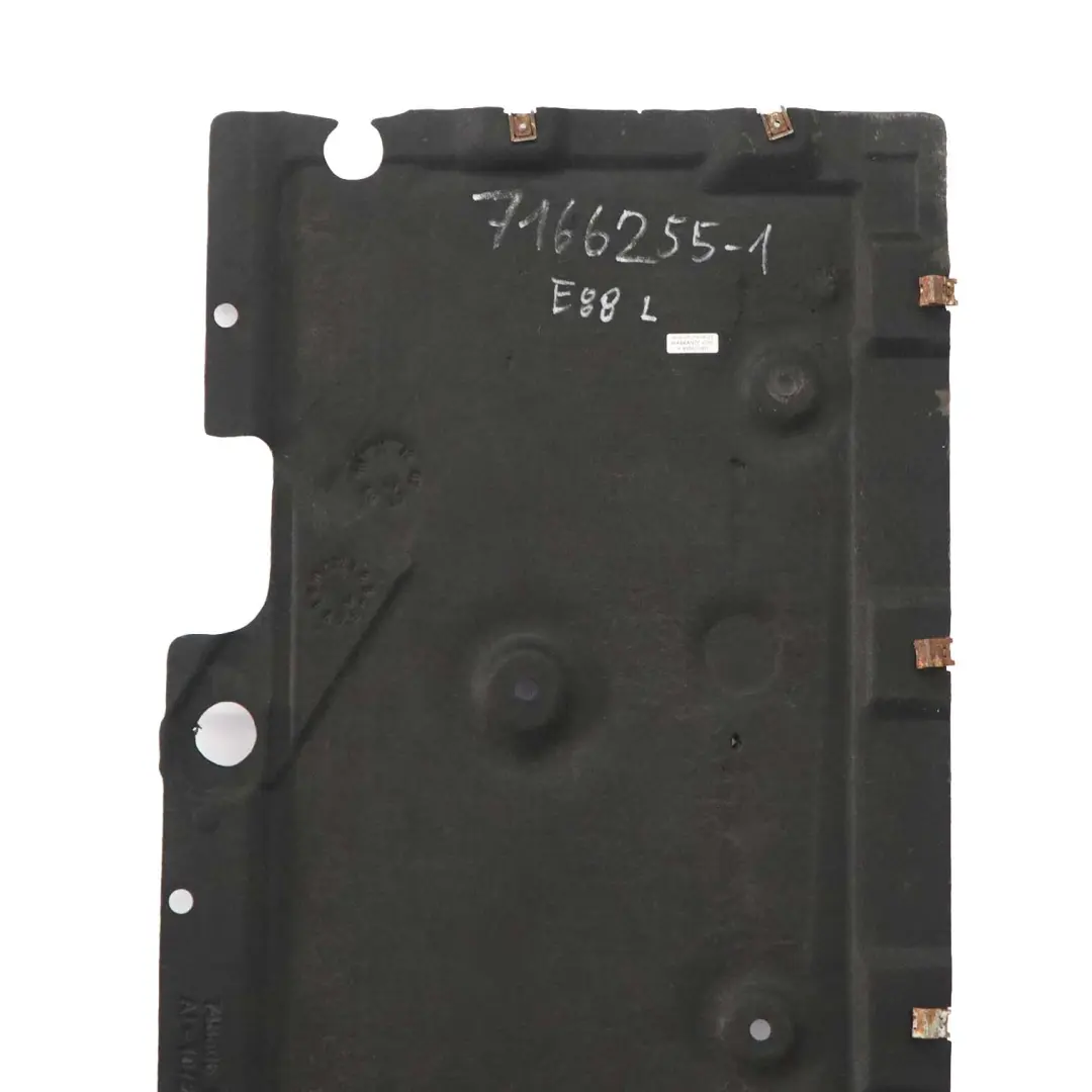 Osłona Panelu Podwozia Lewa do BMW E88 o numerze 7166255 BMW E88 Osłona Panelu Podwozia Lewa - SKU 7166255-1 - Numer Części 7166255