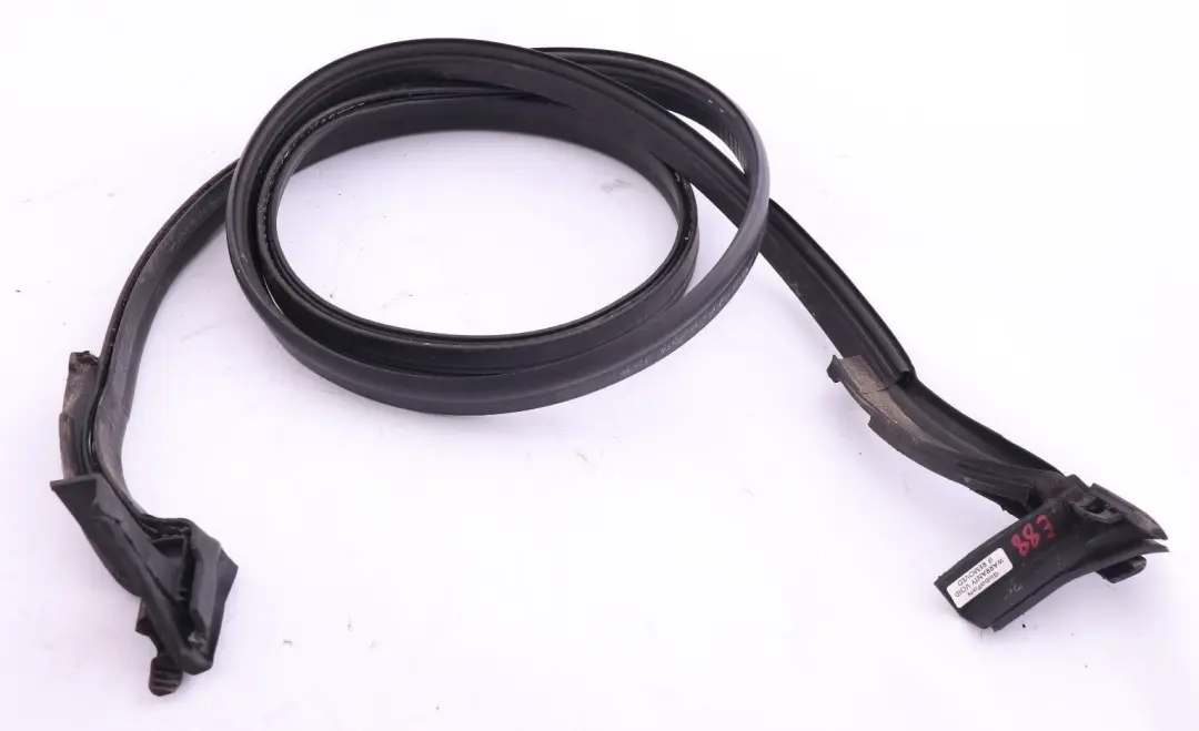 Junta de Sellado Techo Abatible para BMW E88 con número de pieza 7166397 BMW E88 Junta de Sellado Techo Abatible - SKU 7166397 - Número de pieza 7166397