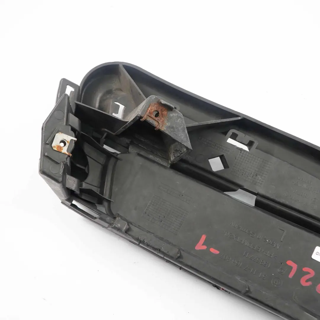 Bumper Grid Front Left N/S Fog Lamp Grid Covering Panel to BMW E82 E88 with Part number 7166607 BMW E82 E88 Bumper Grid Front Left N/S Fog Lamp Grid Covering Panel - SKU 7166607-1 - Part number 7166607