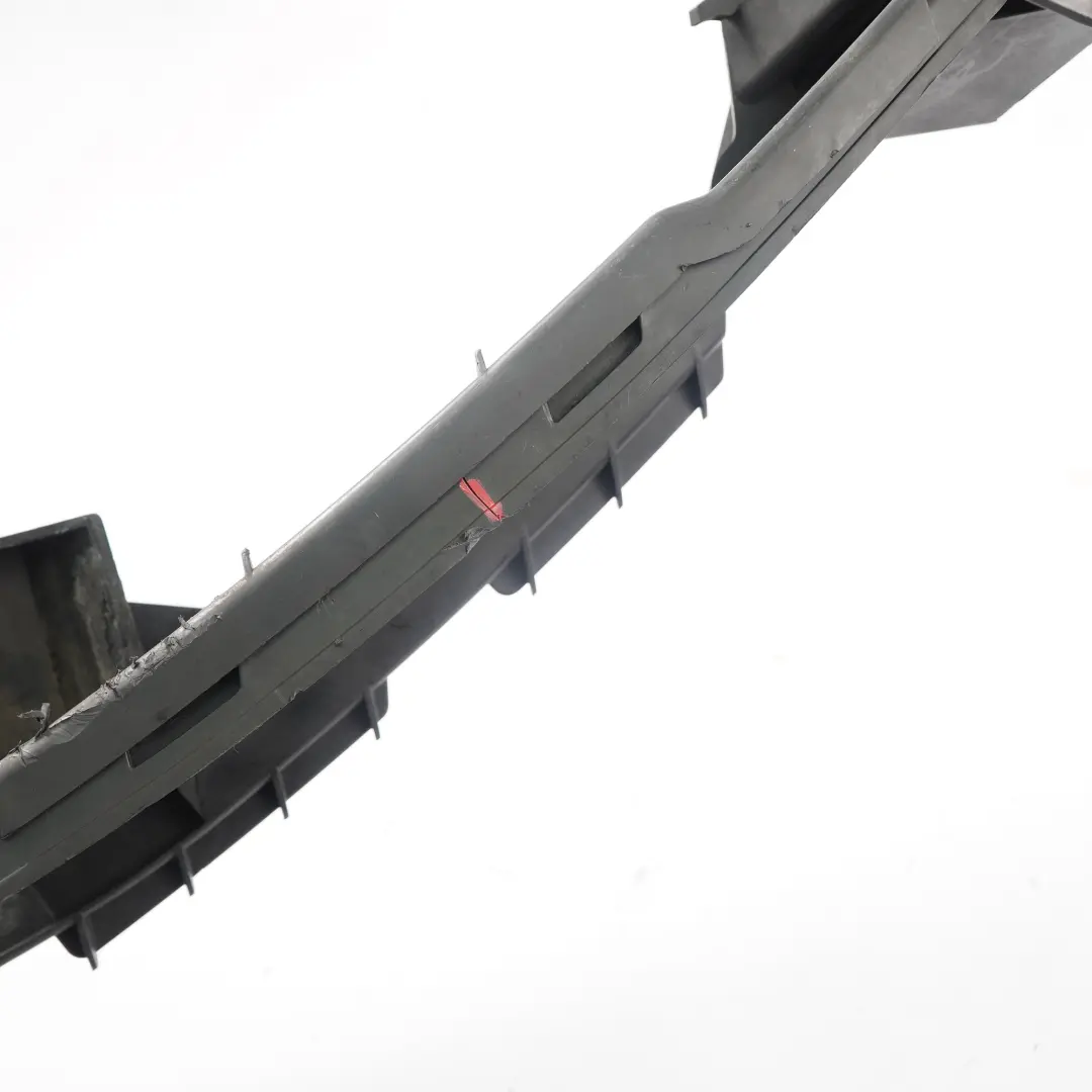 Osłona Kratka Zderzaka Lewa do BMW E82 E88 o numerze 7166607 BMW E82 E88 Osłona Kratka Zderzaka Lewa - SKU 7166607-1 - Numer Części 7166607