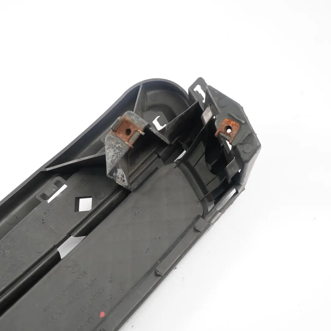 Bumper Grid Front Right O/S Fog Lamp Grid Covering Panel to BMW E82 E88 with Part number 7166608 BMW E82 E88 Bumper Grid Front Right O/S Fog Lamp Grid Covering Panel - SKU 7166608 - Part number 7166608