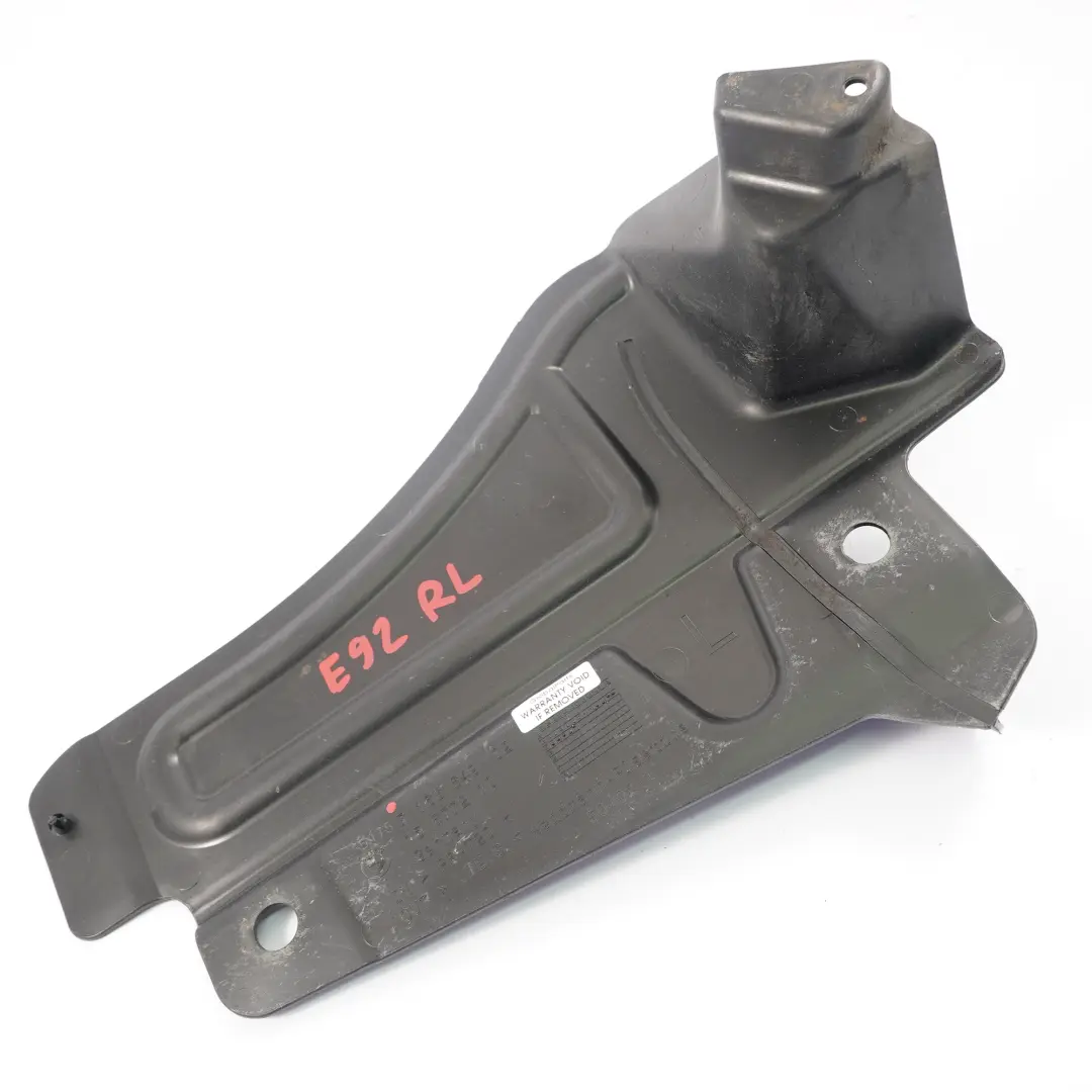 Compartimento Trasero Debajo Carrocería Izquierdo Recubrimiento para BMW E92 E93 con número de pieza 7166649 BMW E92 E93 Compartimento Trasero Debajo Carrocería Izquierdo Recubrimiento - SKU 7166649 - Número de pieza 7166649