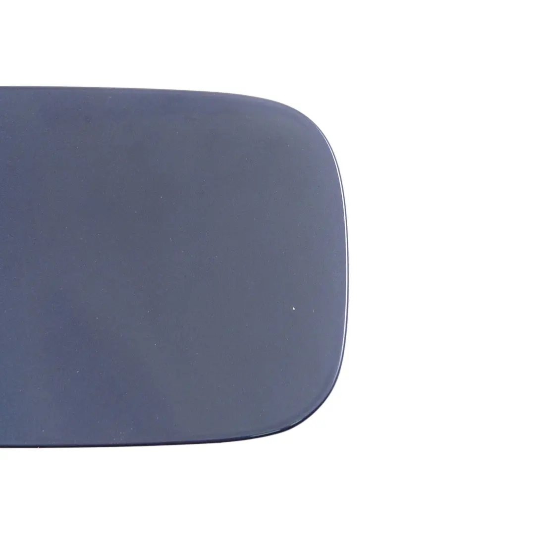 BMW E82 E88 Couvercle de trappe a carburant Tiefseeblau Bleu Mer Profonde A76 - SKU 7166825-DSB - Numéro de pièce 7166825