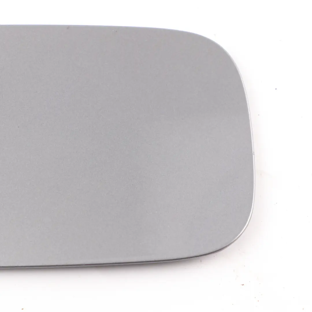 Couvercle de réservoir de carburant Spacegrau Space Grey pour BMW E82 E88 à propos du numéro de pièce 7166825 BMW E82 E88 Couvercle de réservoir de carburant Spacegrau Space Grey - SKU 7166825-SCG1 - Numéro de pièce 7166825