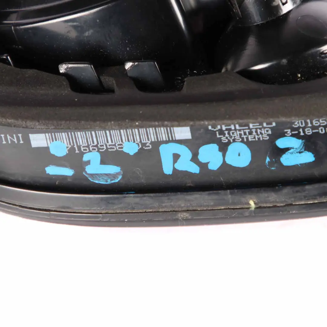 Lamp Mini Cooper One R50 R52 R53 Tail Light White Turn Indicator Right O/S to Rear with Part number 7166958 Rear Lamp Mini Cooper One R50 R52 R53 Tail Light White Turn Indicator Right O/S - SKU 7166958-2 - Part number 7166958