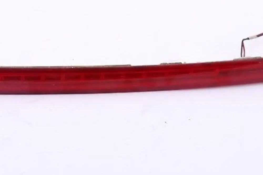 Dritte Bremsleuchte rot 89076532 für Mini Clubman R55 mit Teilenummer 7167413 Mini Clubman R55 Dritte Bremsleuchte rot 89076532 - SKU 7167413-1 - Teilenummer 7167413