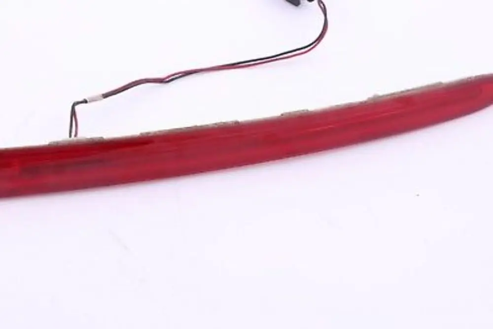 Dritte Bremsleuchte rot 89076532 für Mini Clubman R55 mit Teilenummer 7167413 Mini Clubman R55 Dritte Bremsleuchte rot 89076532 - SKU 7167413-1 - Teilenummer 7167413