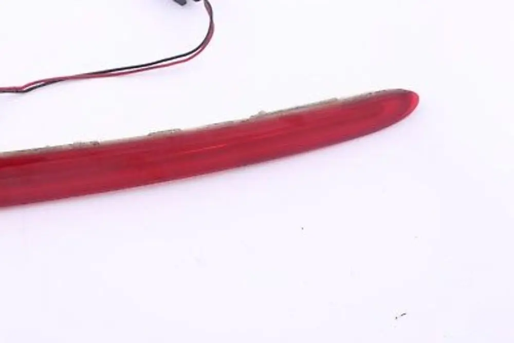 Dritte Bremsleuchte rot 89076532 für Mini Clubman R55 mit Teilenummer 7167413 Mini Clubman R55 Dritte Bremsleuchte rot 89076532 - SKU 7167413-1 - Teilenummer 7167413