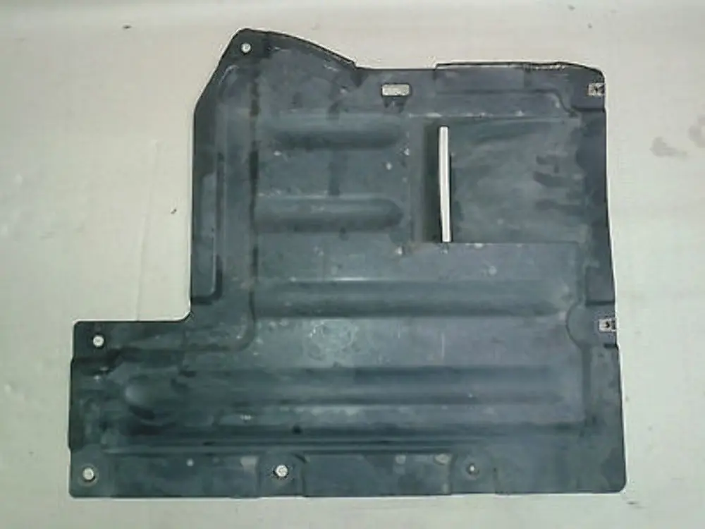 BMW 1 3 SERIES E81 E82 E87 E87N E88 E90 E91 E92 E93 UNDERFLOOR COATING CENTER - SKU 7167421-1 - Part number 51757167421