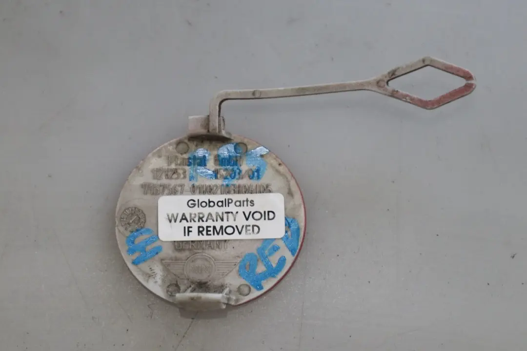 Blende Abschleppöse Chili Red für Mini Clubman R55 mit Teilenummer 7167567 Mini Clubman R55 Blende Abschleppöse Chili Red - SKU 7167567 - Teilenummer 7167567