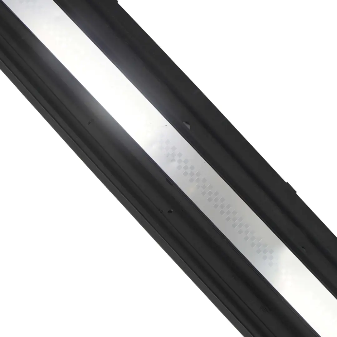 Sottoporta Copertura Gonna Destra per Mini Clubman R55 Cooper S con numero di parte 7167592 Mini Clubman R55 Cooper S Sottoporta Copertura Gonna Destra - SKU 7167592 - Numero di parte 7167592