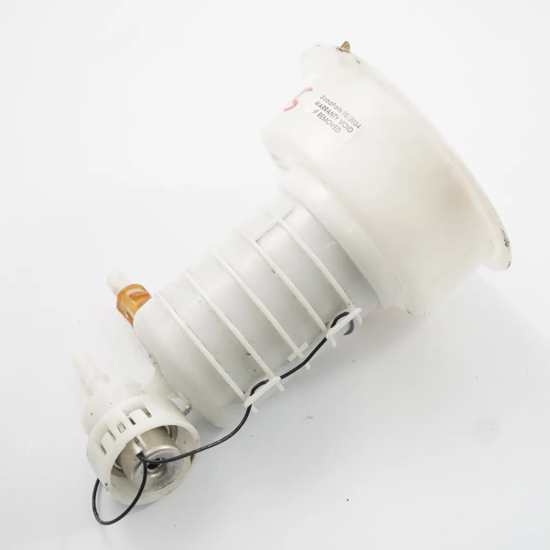 Pompa Benzina Sender Centralina 7165328 per BMW Z4 E85 E86 E89 con numero di parte 7168284 BMW Z4 E85 E86 E89 Pompa Benzina Sender Centralina 7165328 - SKU 7168284 - Numero di parte 7168284