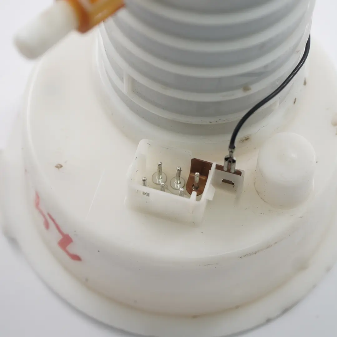 BMW Z4 E85 E86 E89 Petrol Fuel Pump Sender Delivery Unit 7165328 - SKU 7168284 - Part number 7168284