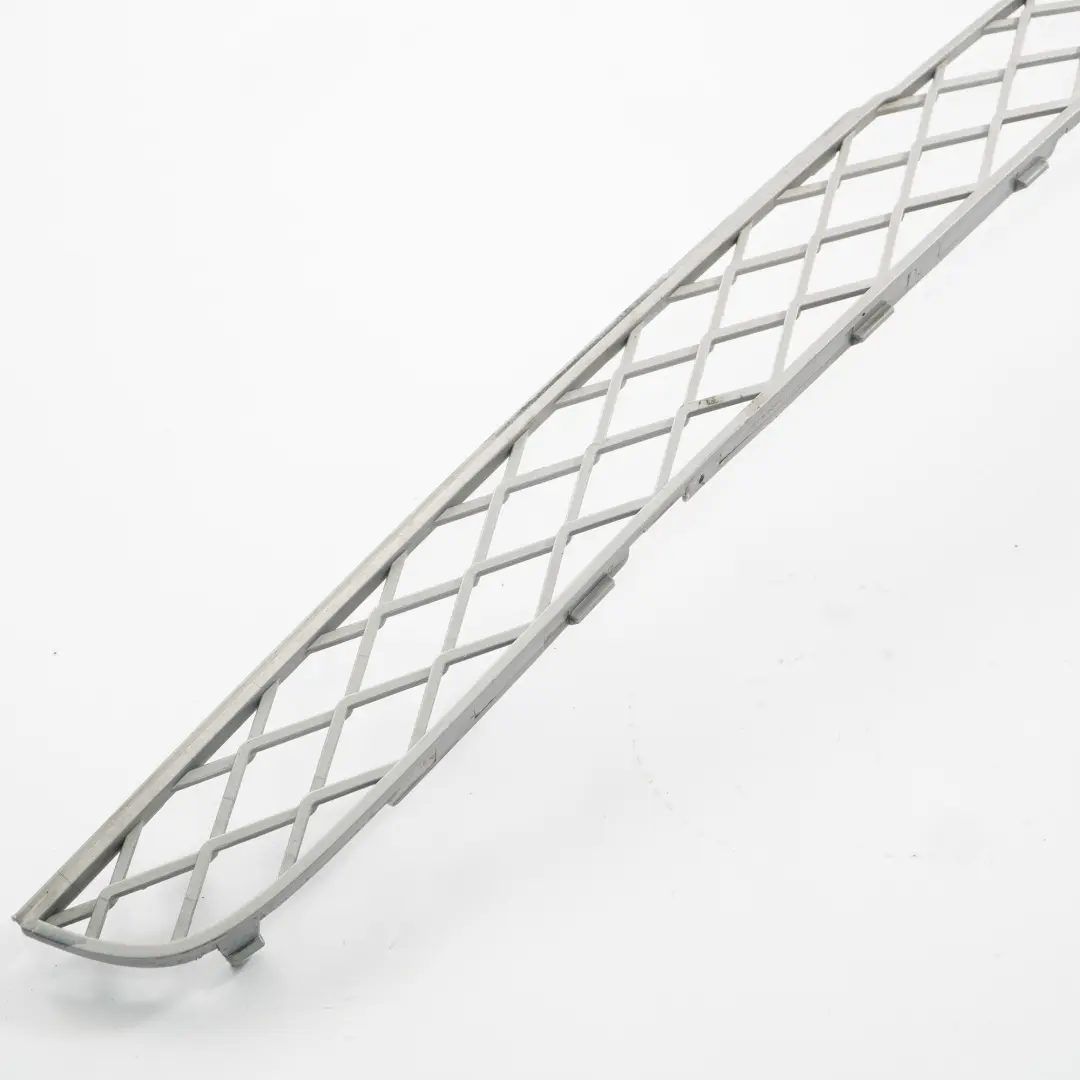 Front Bumper Grille Centre Upper Trim Panel Covering to BMW X5 E70 X6 E71 with Part number 7168633 BMW X5 E70 X6 E71 Front Bumper Grille Centre Upper Trim Panel Covering - SKU 7168633 - Part number 7168633