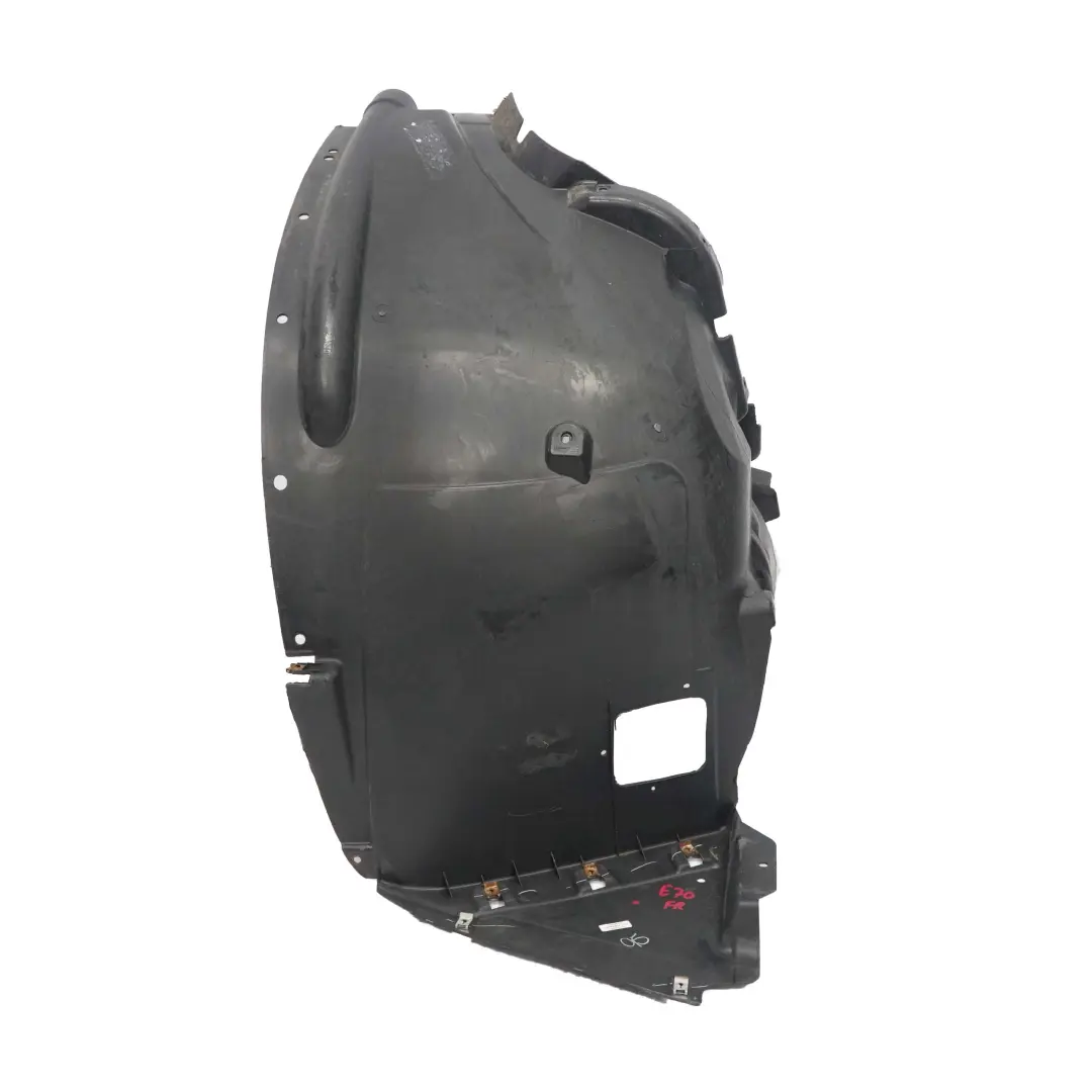 Section avant droite du couvercle de passage de roue pour BMW X5 E70 à propos du numéro de pièce 7169412 BMW X5 E70 Section avant droite du couvercle de passage de roue - SKU 7169412 - Numéro de pièce 7169412