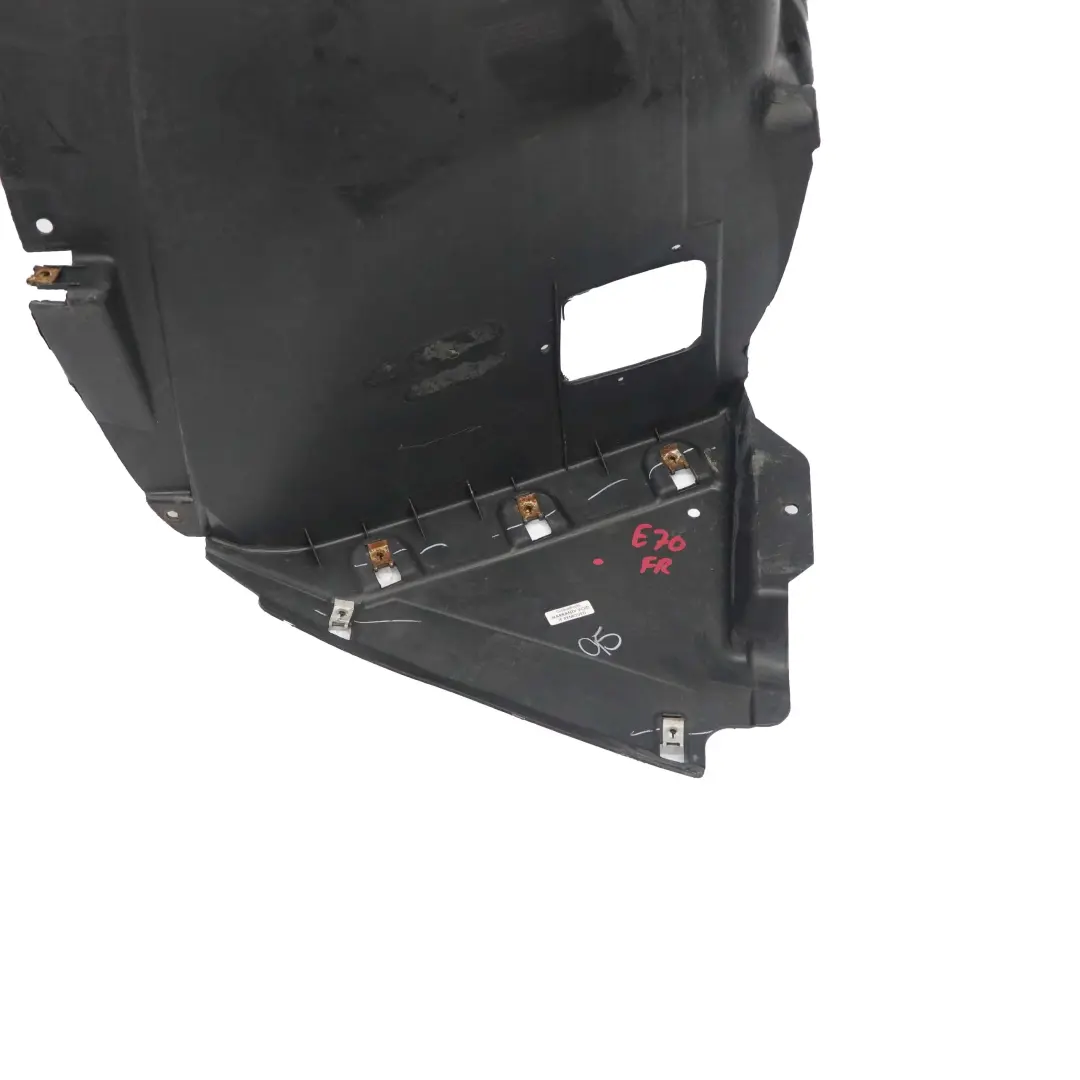 Section avant droite du couvercle de passage de roue pour BMW X5 E70 à propos du numéro de pièce 7169412 BMW X5 E70 Section avant droite du couvercle de passage de roue - SKU 7169412 - Numéro de pièce 7169412