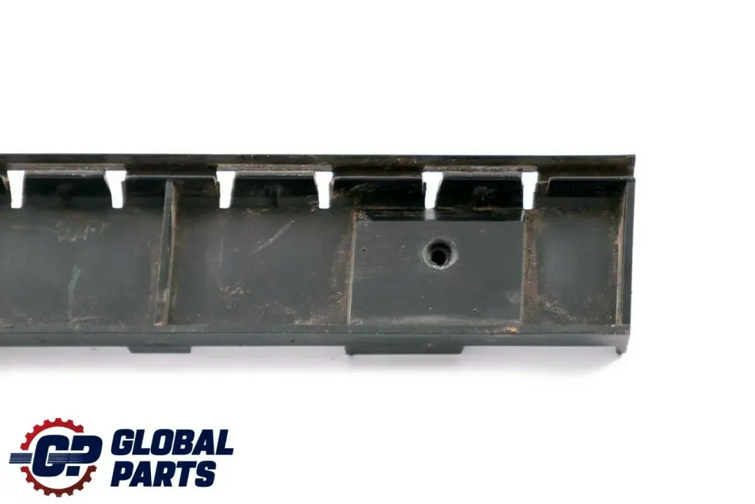 Faldón lateral del umbral de la puerta Canto de soporte para BMW E81 E82 E88 con número de pieza 7169979 BMW E81 E82 E88 Faldón lateral del umbral de la puerta Canto de soporte - SKU 7169979 - Número de pieza 7169979