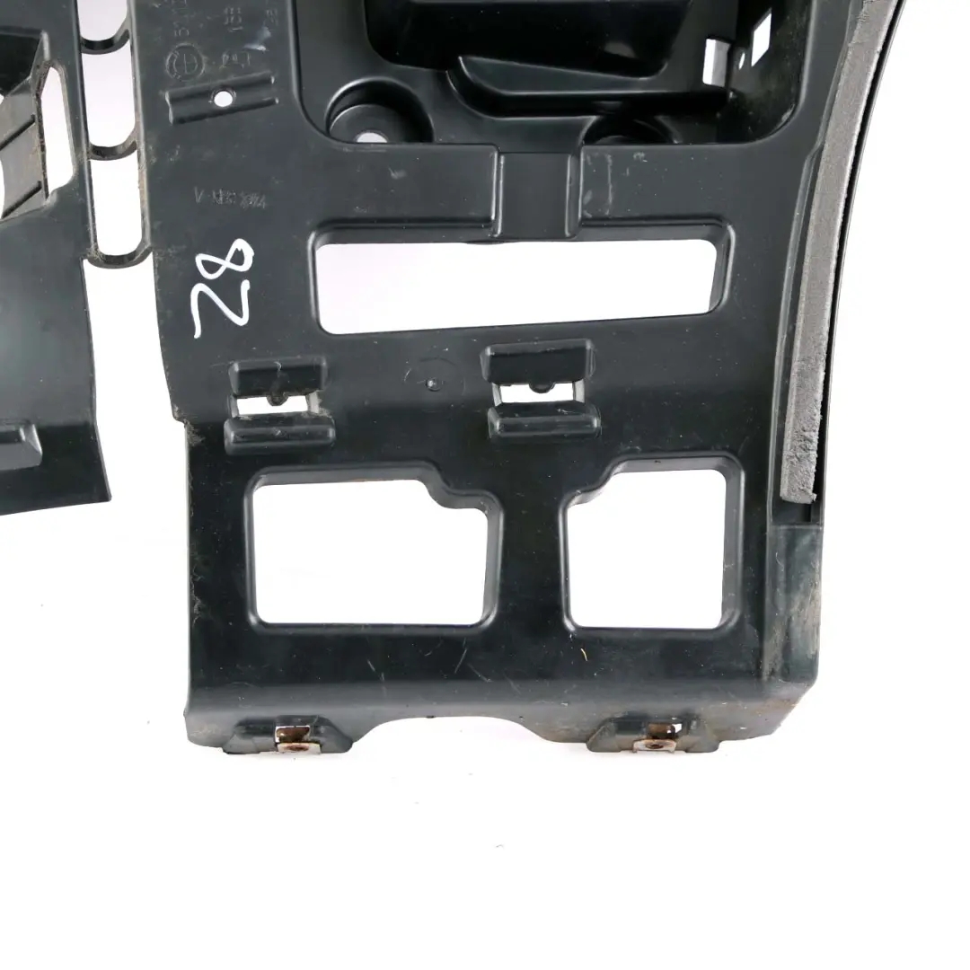 BMW E82 E88 Coupe Cabrio Bumper Guide Bracket Mount Rear Right O/S - SKU 7170664 - Part number 7170664