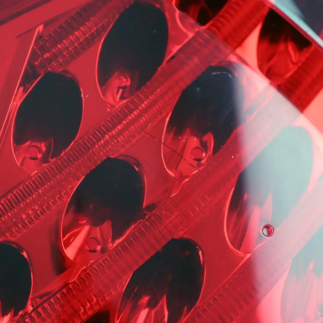 Light Lamp In Trunk Lid Tailgate Rear Right O/S to BMW 3 Series E63 E64 with Part number 7170976 BMW 3 Series E63 E64 Light Lamp In Trunk Lid Tailgate Rear Right O/S - SKU 7170976-1 - Part number 7170976