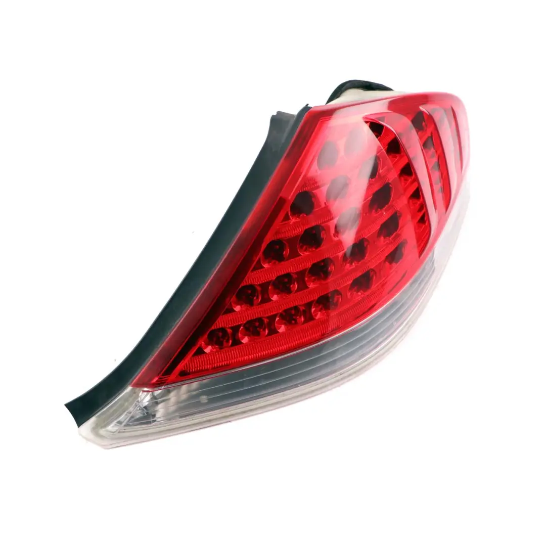 Light Lamp In Trunk Lid Tailgate Rear Right O/S to BMW 3 Series E63 E64 with Part number 7170976 BMW 3 Series E63 E64 Light Lamp In Trunk Lid Tailgate Rear Right O/S - SKU 7170976-1 - Part number 7170976