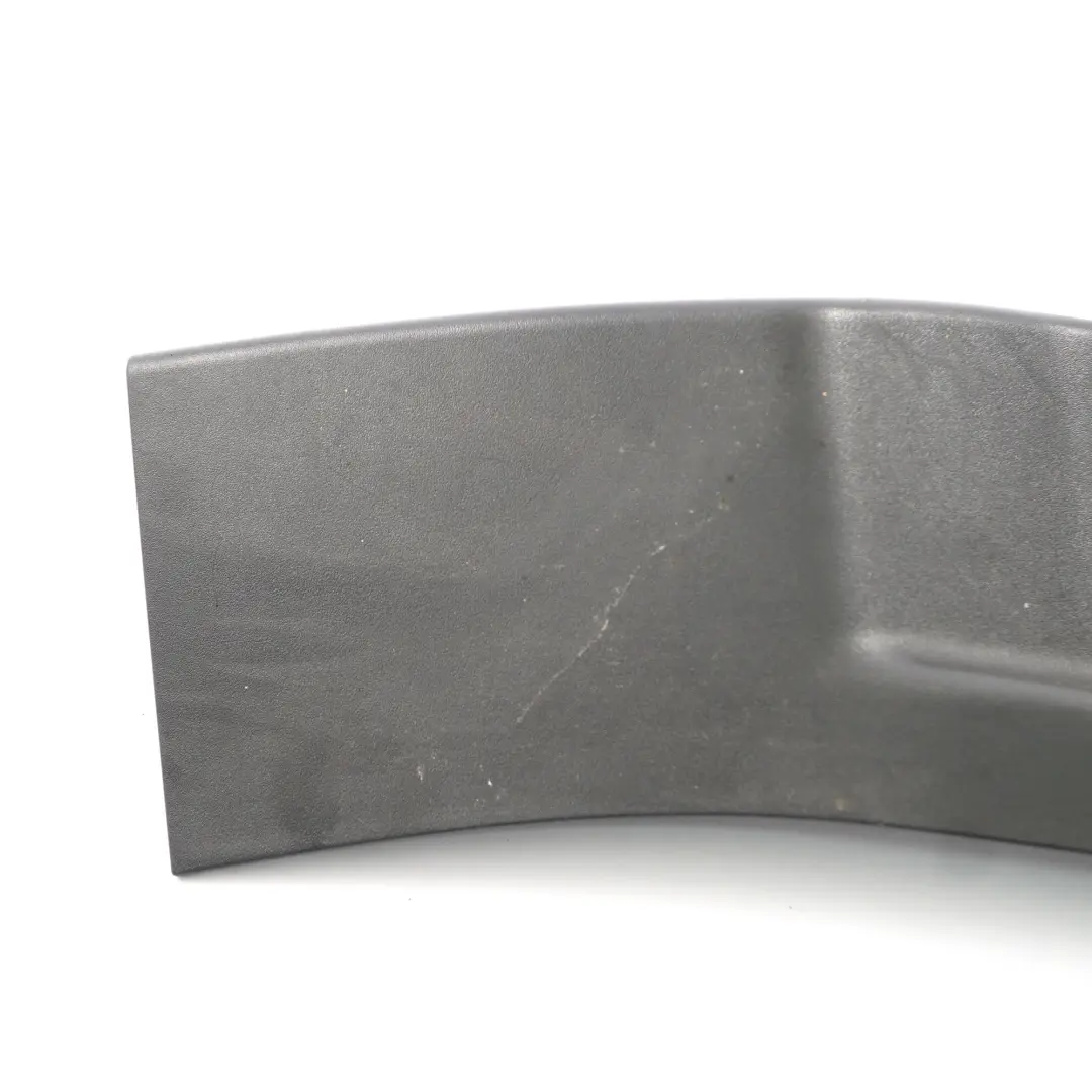 Tapa Pilar Recorte Trasero Derecho Negro para BMW X5 E70 con número de pieza 7171158 BMW X5 E70 Tapa Pilar Recorte Trasero Derecho Negro - SKU 7171158-1 - Número de pieza 7171158