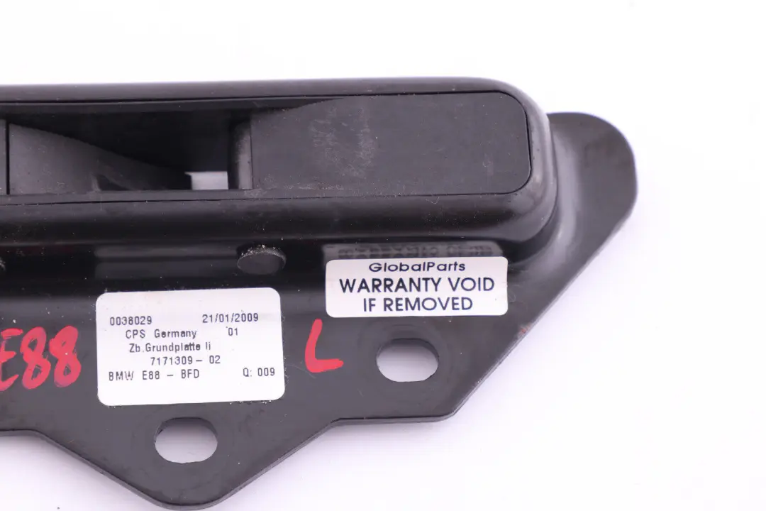 Folding Convertible Top Base Plate Left N/S to BMW 1 Series E88 Cabrio with Part number 7171309 BMW 1 Series E88 Cabrio Folding Convertible Top Base Plate Left N/S - SKU 7171309 - Part number 7171309