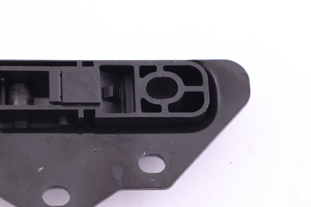 Plegable Techo Convertible Placa Base Izquierda para BMW E88 Cabrio con número de pieza 7171309 BMW E88 Cabrio Plegable Techo Convertible Placa Base Izquierda - SKU 7171309 - Número de pieza 7171309