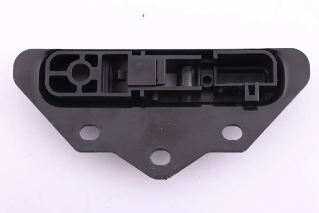Plegable Descapotable Placa Base Derecha para BMW E88 Cabrio con número de pieza 7171310 BMW E88 Cabrio Plegable Descapotable Placa Base Derecha - SKU 7171310 - Número de pieza 7171310