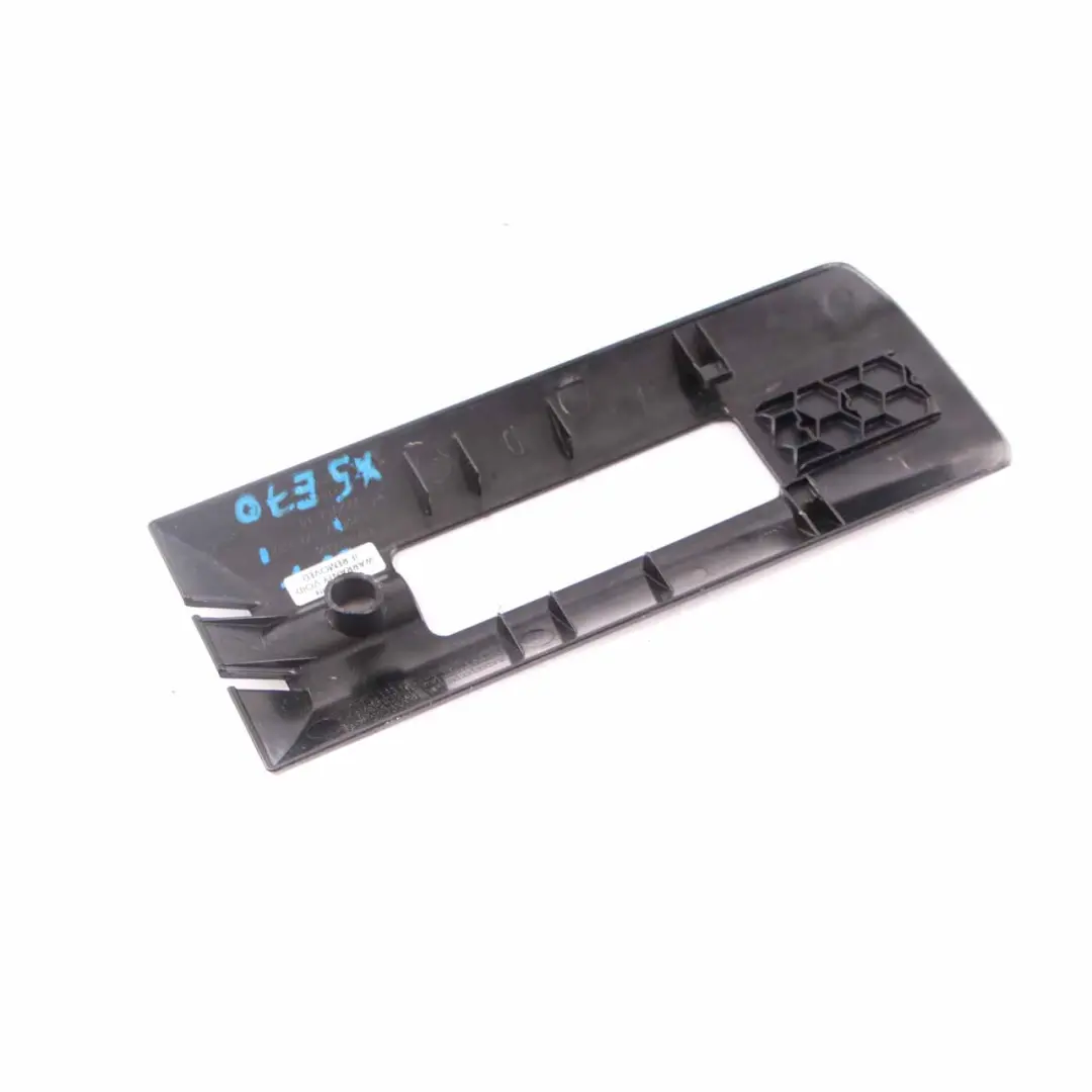 Garniture siège Banquette arrière Panneau recouvrement rail Noir pour BMW X5 E70 à propos du numéro de pièce 7171838 BMW X5 E70 Garniture siège Banquette arrière Panneau recouvrement rail Noir - SKU 7171838-1 - Numéro de pièce 7171838