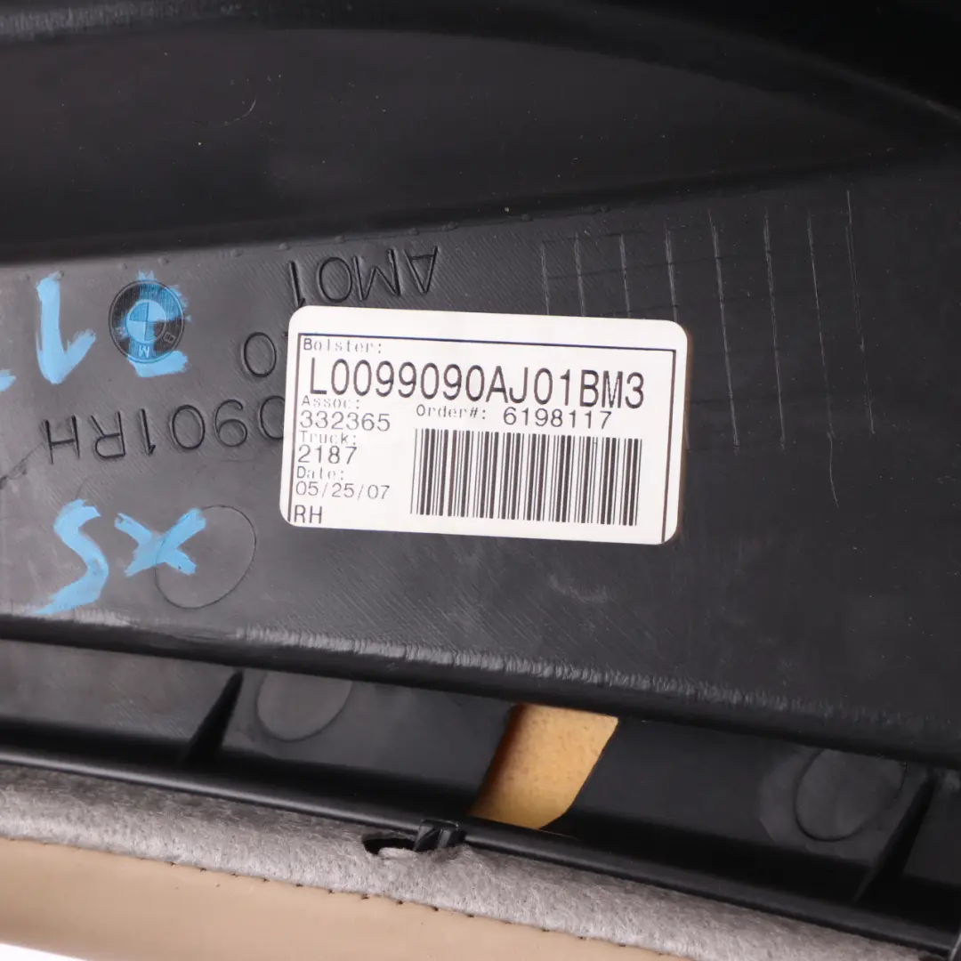 Lateral Trim Side Panel Rear Right O/S Seat Leather Nappa Beige to BMW X5 E70 with Part number 7171956 BMW X5 E70 Lateral Trim Side Panel Rear Right O/S Seat Leather Nappa Beige - SKU 7171956 - Part number 7171956