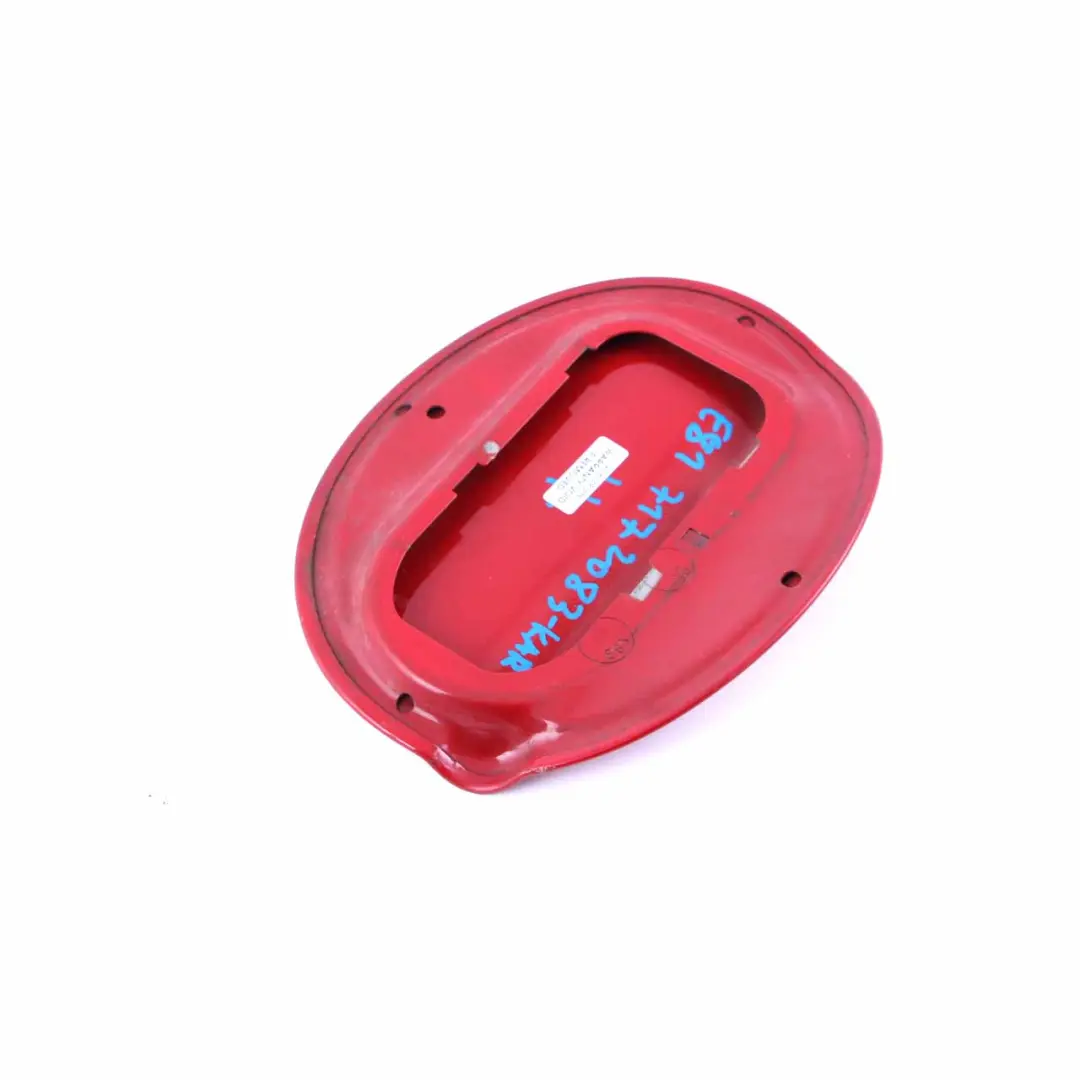 Coperchio sportello carburante Riempimento Karmesinrot Rosso Cremisi A61 per BMW E81 con numero di parte 7172083 BMW E81 Coperchio sportello carburante Riempimento Karmesinrot Rosso Cremisi A61 - SKU 7172083-KAR - Numero di parte 7172083