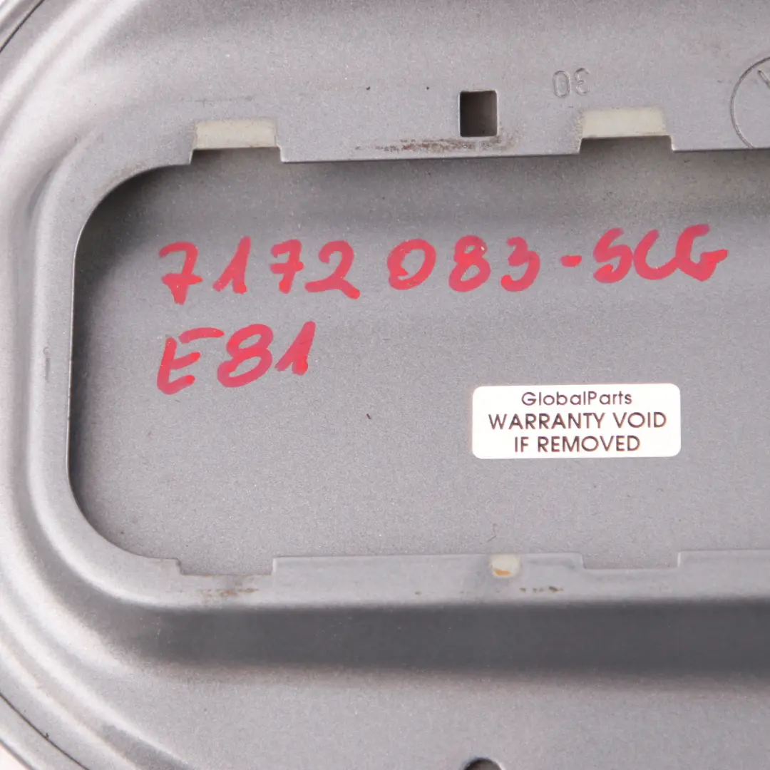 Llenado De combustible Flap Fill In Flap Tapa Spacegrau Gris para BMW E81 con número de pieza 7172083 BMW E81 Llenado De combustible Flap Fill In Flap Tapa Spacegrau Gris - SKU 7172083-SCG - Número de pieza 7172083