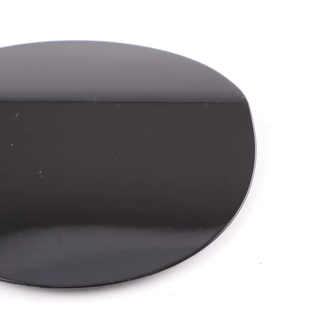 BMW E81 Fuel Filler Fill In Flap Tank Cover Cap Schwarz 2 Black - 668 - SKU 7172083-SCH1 - Part number 7172083