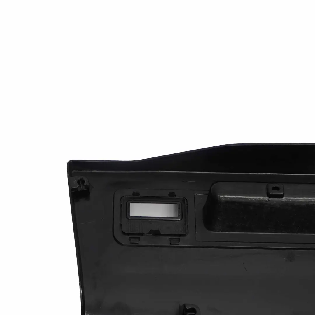 Embellecedor Tapa Maletero Centro Negro 5149 para BMW X5 E70 con número de pieza 7172133 BMW X5 E70 Embellecedor Tapa Maletero Centro Negro 5149 - SKU 7172133 - Número de pieza 7172133