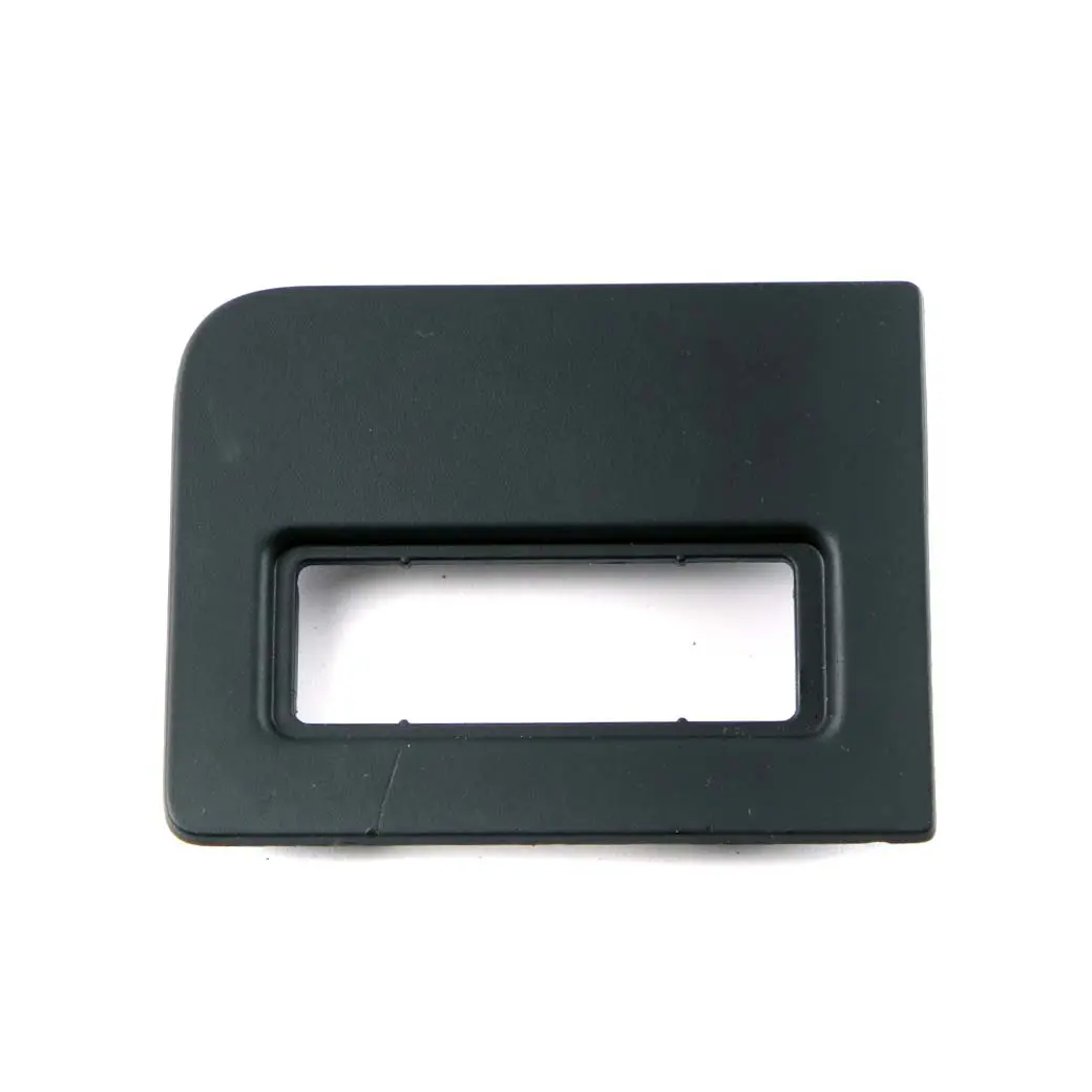 Osłona Obudowa Plastik Bagażnika Prawy do BMW X5 E70 o numerze 7172138 BMW X5 E70 Osłona Obudowa Plastik Bagażnika Prawy - SKU 7172138-1 - Numer Części 7172138