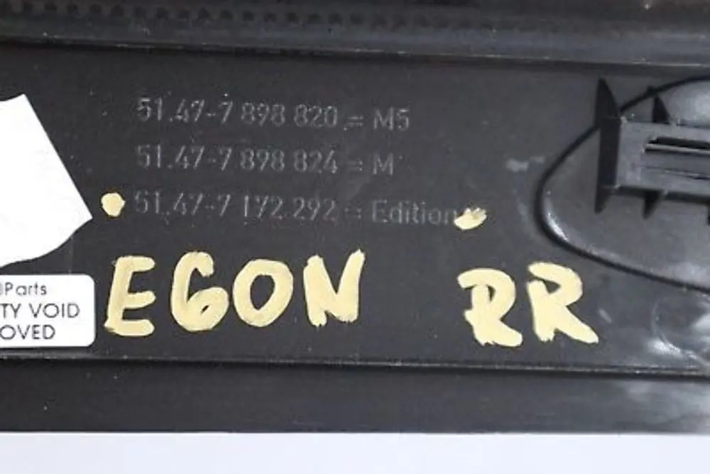 Osłona listwa progu tył prawa do BMW E60 E61 LCI o numerze 7172292 BMW E60 E61 LCI Osłona listwa progu tył prawa - SKU 7172292 - Numer Części 7172292