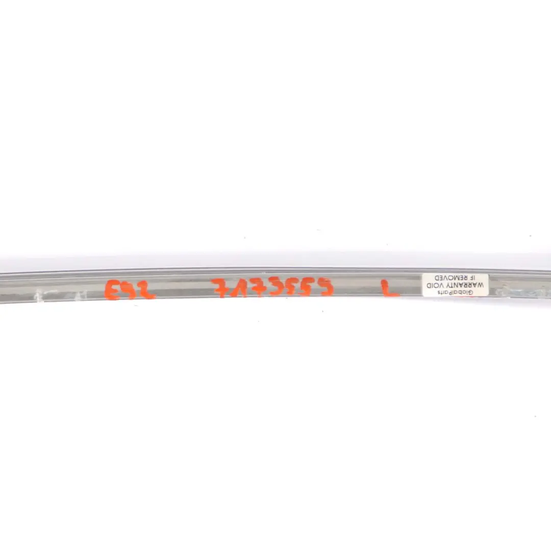 Bande Moulure Toit Cadre Latéral Gauche Aluminium Mat pour BMW E92 à propos du numéro de pièce 7173559 BMW E92 Bande Moulure Toit Cadre Latéral Gauche Aluminium Mat - SKU 7173559 - Numéro de pièce 7173559