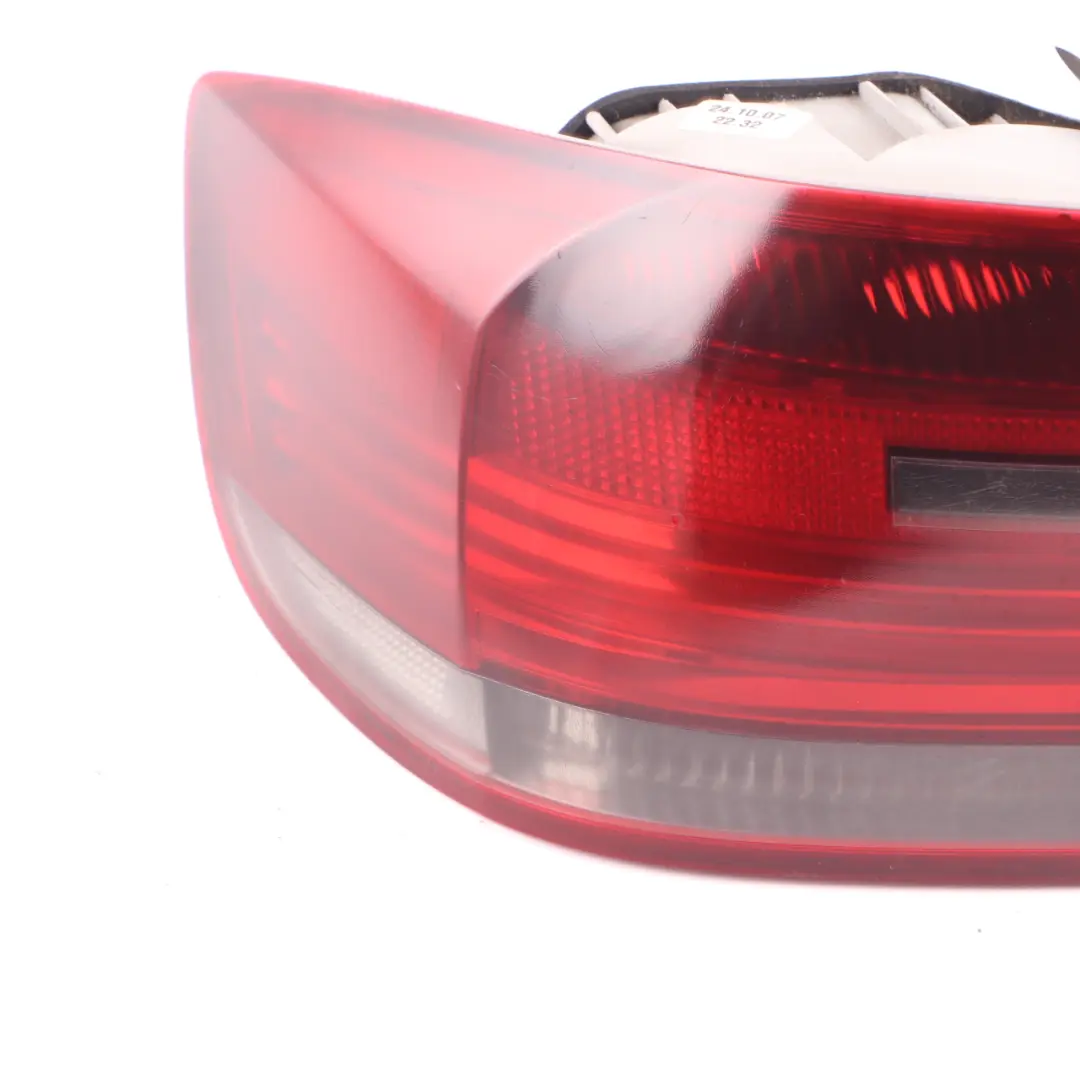 BMW E92 Feu Arrière Panneau Latéral Gauche Feu Arrière Teinté - SKU 7174403-1 - Numéro de pièce 7174403