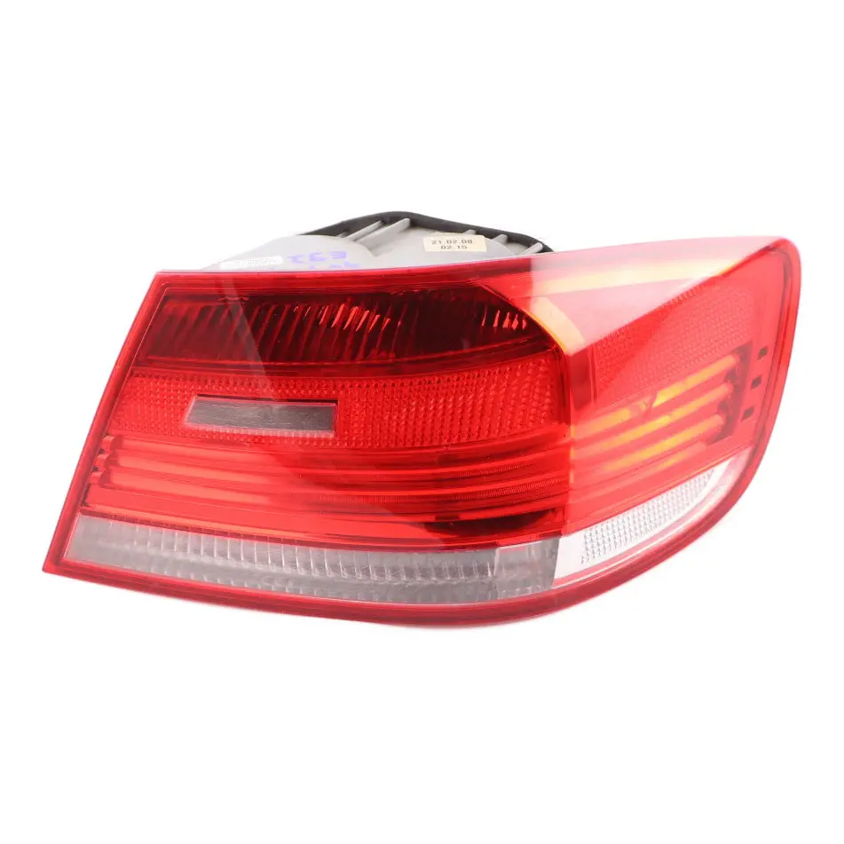 Luz Trasera BMW E92 Coupe Luz En El Panel Lateral Derecho para con número de pieza 7174404 Luz Trasera BMW E92 Coupe Luz En El Panel Lateral Derecho - SKU 7174404-4 - Número de pieza 7174404