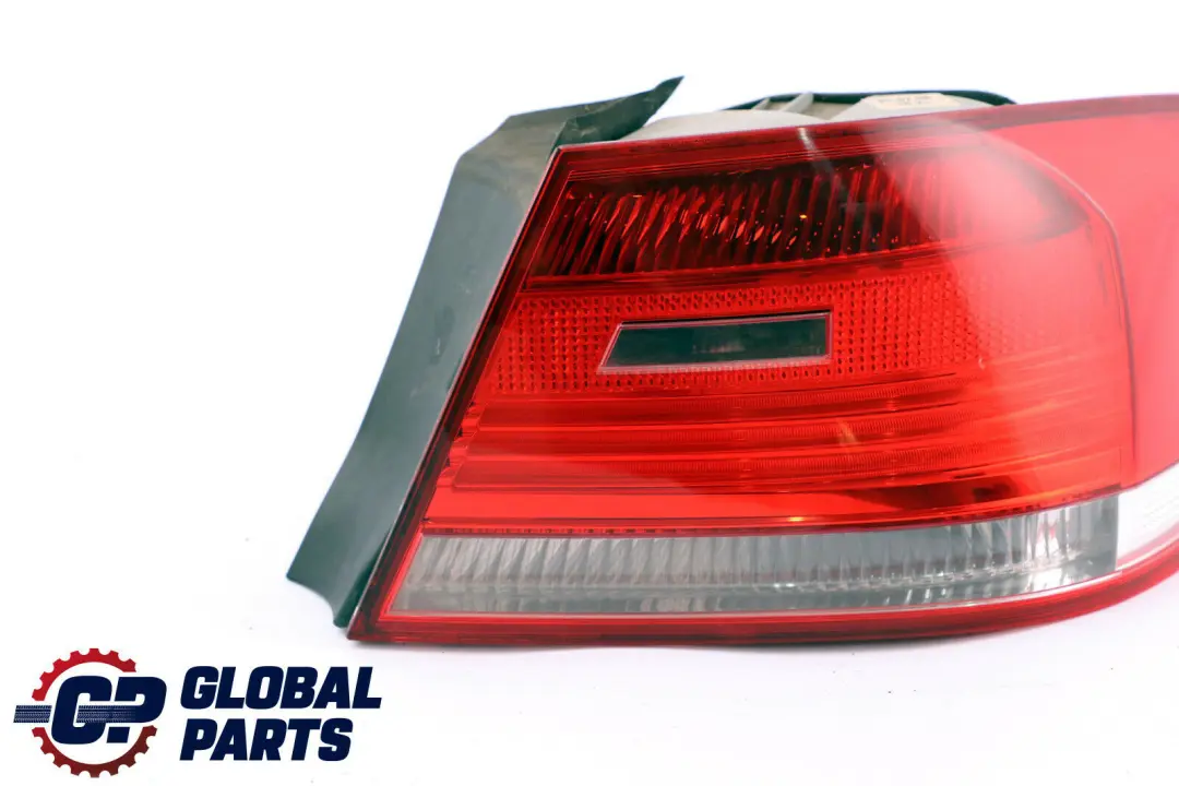 Lamp Light In Side Panel Right O/S to BMW E92 Rear with Part number 7174404 BMW E92 Rear Lamp Light In Side Panel Right O/S - SKU 7174404 - Part number 7174404