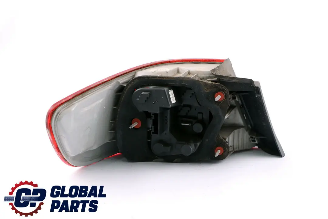 Lamp Light In Side Panel Right O/S to BMW E92 Rear with Part number 7174404 BMW E92 Rear Lamp Light In Side Panel Right O/S - SKU 7174404 - Part number 7174404