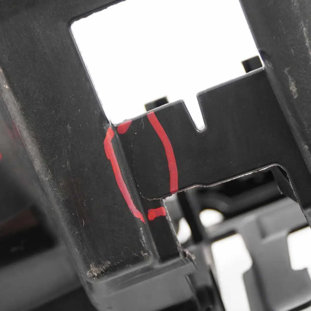 BMW E81 E87 LCI paraurti superiore attivo sistema di raffreddamento Flap - SKU 7174450-1 - Numero di parte 7174450