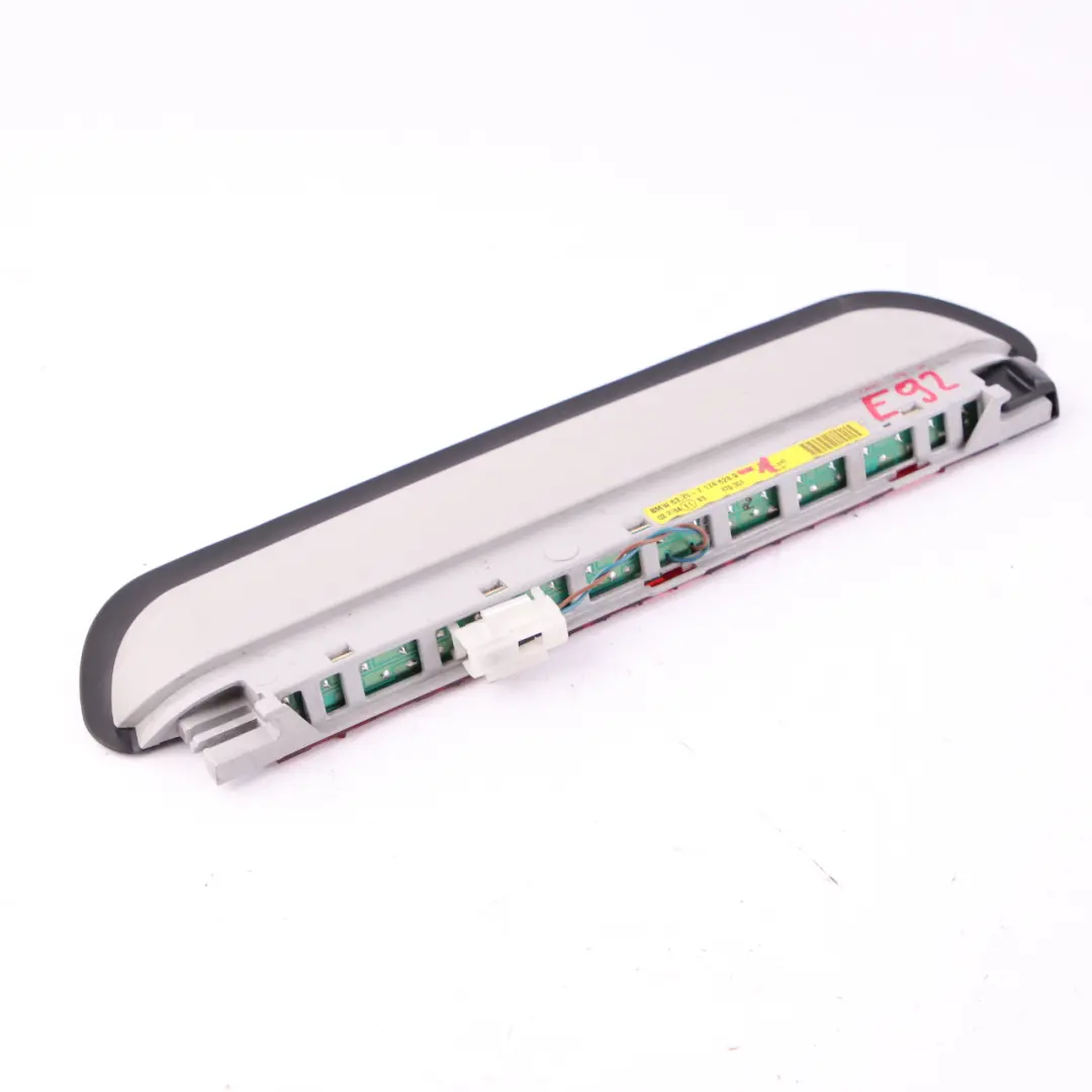 Feu arriere interieur de frein troisieme feu stop pour BMW E92 LCi à propos du numéro de pièce 7174628 BMW E92 LCi Feu arriere interieur de frein troisieme feu stop - SKU 7174628-1 - Numéro de pièce 7174628