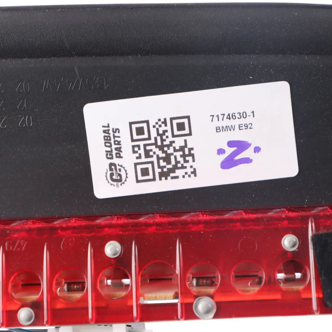 Trzecie Światło Stopu 6325 do BMW E92 LCI o numerze 7174630 BMW E92 LCI Trzecie Światło Stopu 6325 - SKU 7174630-1 - Numer Części 7174630