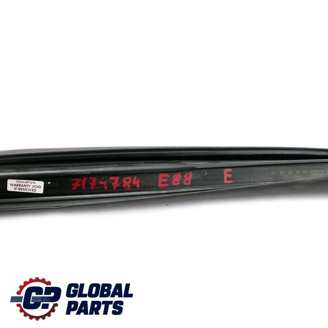 BMW E88 Uszczelka Dachu Dachowa Szyby - SKU 7174784 - Numer Części 7174784