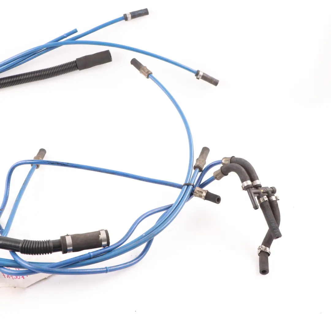 Supply Line Pipe Hose to BMW X5 E53 Fuel Tank with Part number 7175077 BMW X5 E53 Fuel Tank Supply Line Pipe Hose - SKU 7175077 - Part number 7175077