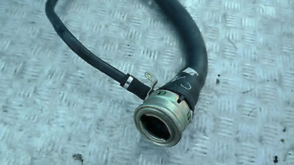 BMW X5 Series E53 PLASTIC FILLER PIPE PETROL 6750915 - SKU 7175082 - Part number 16117175082