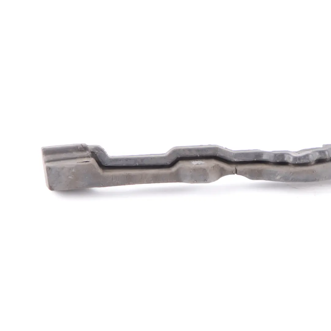 Sellado Panel Lateral Derecho Tapa 7264274 51767264274 para BMW F30 F31 con número de pieza 7175144 BMW F30 F31 Sellado Panel Lateral Derecho Tapa 7264274 51767264274 - SKU 7175144 - Número de pieza 7175144